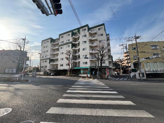 パロス大倉山 C号室