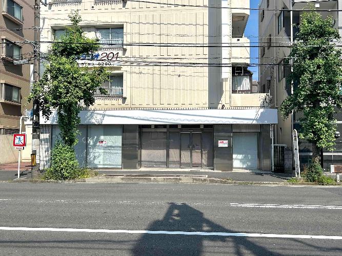 ストークマンション上大岡 1 00号室