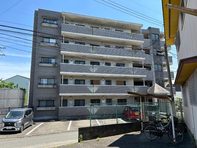 フィオレ井尻 5 03号室