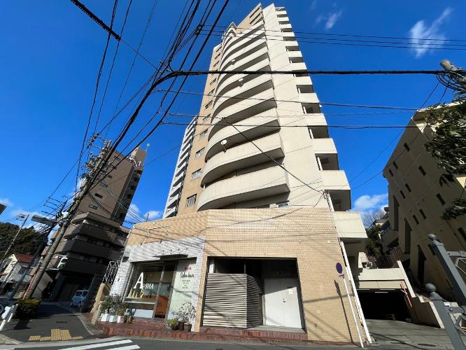 グランドメゾン八事裏山 B -7号室