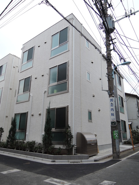 フェリーチェ東高円寺Ⅲ 102号室